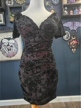 Sexy red and black flocked roses mini dress